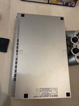 Playstation 2 - model: SCPH-50004 PS2 - 11