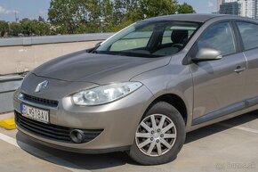 Renault Fluence 1.6 16V Confort - 11