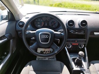 Audi A3 Sportback 1.6 TDI, DPF Attraction, rok výr.: 2011 - 11