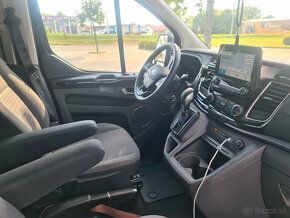 Ford Tourneo Custom 2,0Diesel Automat 9 miestny - 11