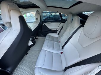 TESLA MODEL S 75D (2018) - 11