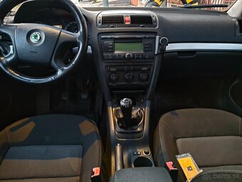 ŠKODA OCTAVIA COMBI 2 BEZ KOROZIE AKO NOVE - 11