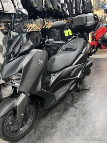 Yamaha XMAX 300 - 11