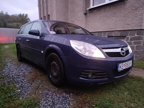 Opel Vectra combi  1,9TDI 88kw 2006 295000km - 11