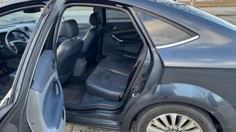 Ford Mondeo 2.0 TDCi DPF Titanium - 11