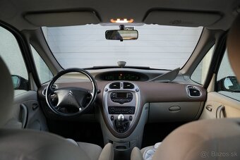 Citroen Xsara Picasso - 11