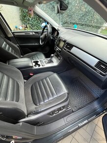 Predám Volkswagen Touareg 3.0 TDI V6 - 11