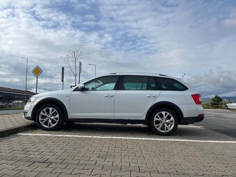 Škoda Octavia Scout 4x4 135KW - 11