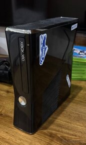 Xbox 360+ káble navyše a hry na xbox 360 - 11