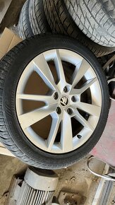 Trius 5x112 R17 Dunlop Winter Sport  225/45 R17 - 11