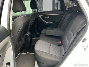 Hyundai i30 CW 1.6i MPI DOHC 88kw M6 benzín - 11