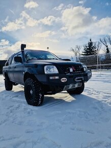 Mitsubishi L200 2.5TD Raptor Black - 11