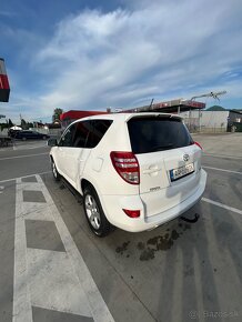 Toyota RAV4 2.2l D-4D 150 Lux - 11