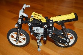 predam dve zriedkave zberatelske LEGO Technic motorky - 11