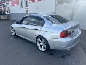 BMW E90 320d 120kw - 11