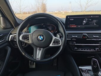 BMW rad 5 Touring 530d mHEV xDrive Odpocet DPH - 11