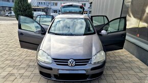 Volkswagen Golf 5 1.4 16V - 11