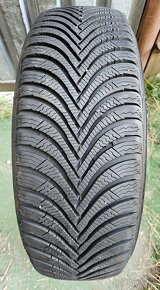 Špičkové, prakticky nejazdené zimné Michelin - 205/60 r16 - 11