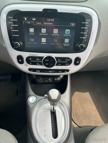 Kia Soul AC Platinum EV - 11