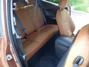 Hyundai I30 Coupe 1.6 CRDi DOHC 16V Comfort - 11