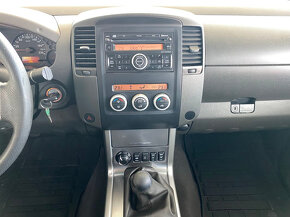 Nissan Navara Double Cab 2.5 DCi 140 kW - 11