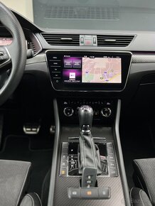 Škoda Superb Combi 2.0 TSI Sportline 4x4 DSG - 11