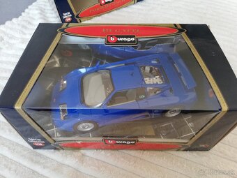 1:18 modely Bburago BUGATTI EB110 PORSCHE 356 - 11