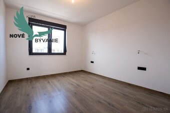 Luxusný apartmán v prvej rade od mora s výhľadom na more v C - 11