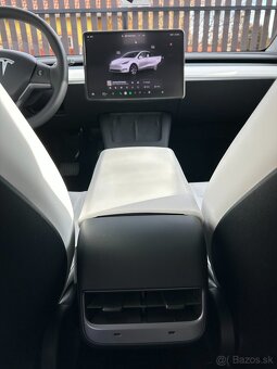 Tesla Model Y LR 378 kW/514 PS (2024) - odpočet DPH - 11