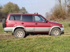 Nissan Terrano 2 2.7tdi 2001 nová STK - 11