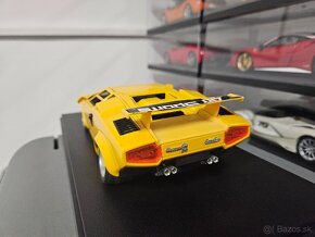 1:18 Lamborghini countach - 11