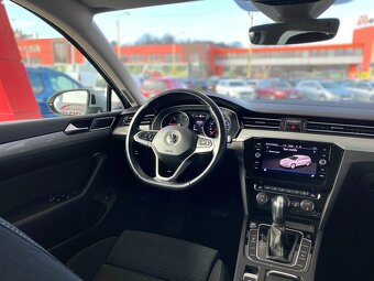 Volkswagen Passat Variant 2.0 TDi 140kW Bussines - 11