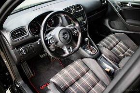 Volkswagen Golf 2.0 TFSI GTI DSG - 11