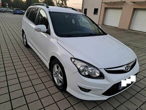 HYUNDAI i30 CW  1,6 CRDI, 66.KW, R.V.2010, STK A EK 2026 - 11