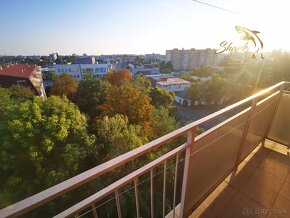 4-izbový byt v širšom centre s krásnym výhľadom na mesto. - 11