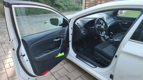 Hyundai i40 CW 1.6 GDI benzin + Dohoda - 11