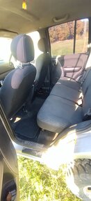 Jeep cherokee KJ 2,5 crd - 11