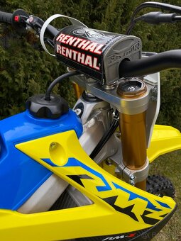 Suzuki RMZ 250 - 11