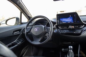 Toyota C-HR 1.8/ Hybrid/E-CVT/ Executive/ JBL Limited/v Zár. - 11