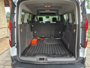 Ford Connect Tourneo - 11