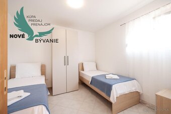 Apartmán 2x spálňa len 50m od mora v Chorvátsku pri Zadare - 11