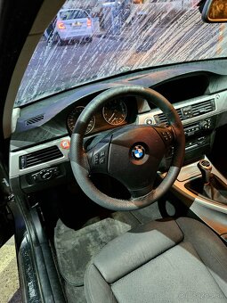 BMW e90 320i 2.0 110kw 2006 - 11