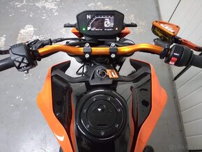 KTM 790 Duke 2024 - 11