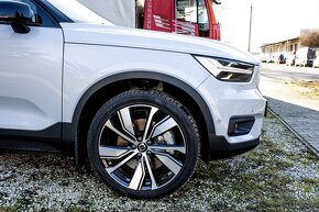 Volvo XC40 Recharge Twin 300kw AWD A/T - 11