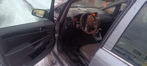 Opel Zafira 1.9TD 88kw 2006.7 mieste - 11