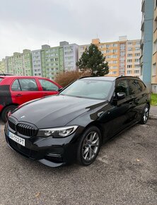 BMW 320D mHEV XDRIVE rv 2022 ,MPACKET MSPORT,ZÁRUKA 05/2025 - 11