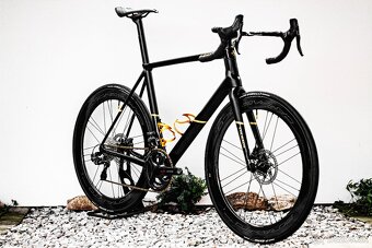 Colnago C68 Ti Corsa Pro, Campagnolo Super Record EPS 2x12 - 11