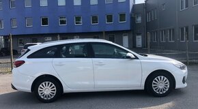 Hyundai i30 Cw 1.6 CRDI 115 Classic 1.majiteľ - 11