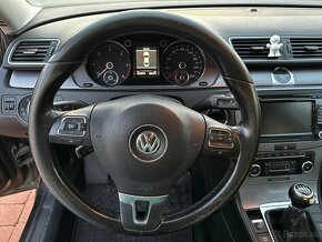 Volkswagen Passat 2.0 TDI - 11