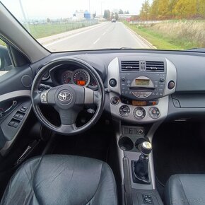 Toyota RAV4 2.2 diesel 4x4 - 11